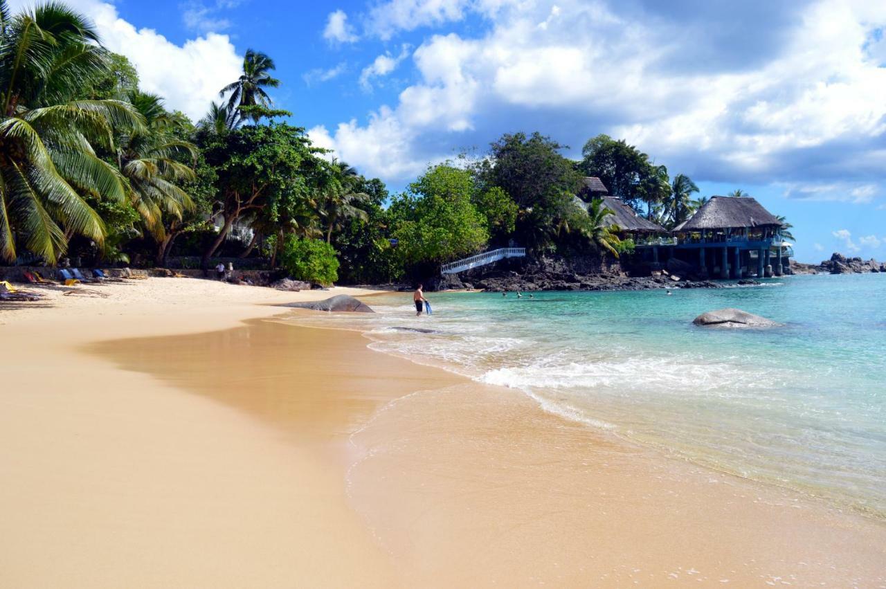 Sundown Beach Villa Glacis  ภายนอก รูปภาพ